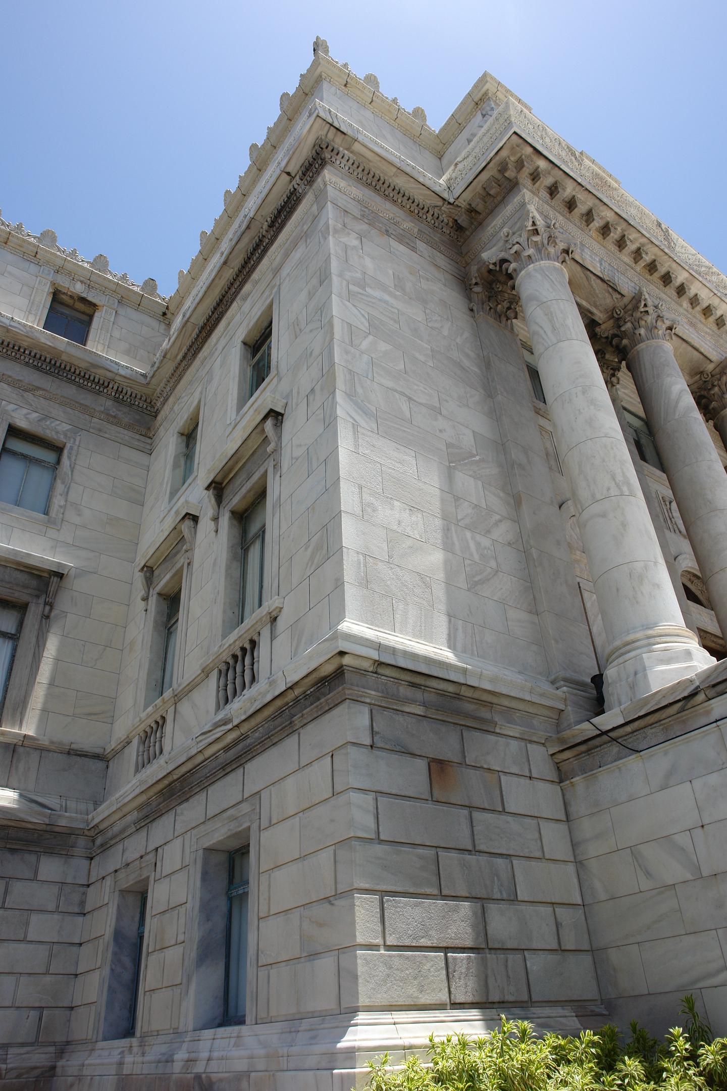Capitolio de Puerto Rico - San Juan (Puerta de Tierra) - 2009 00003